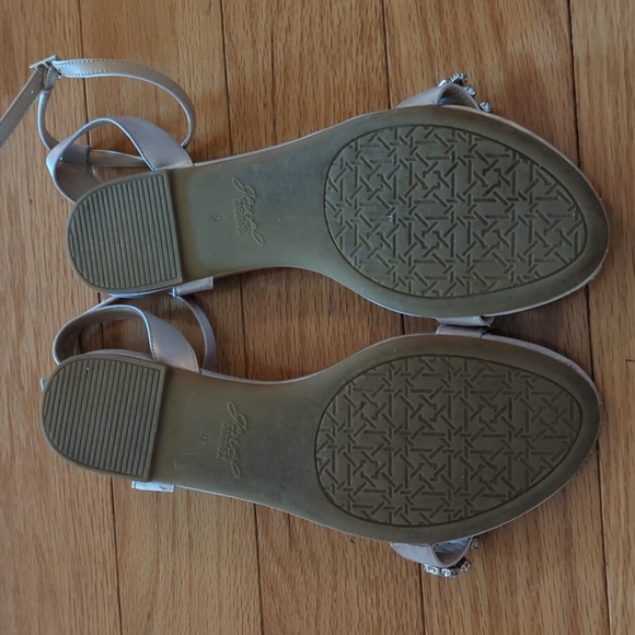 Badgley Mishka Women's Dalinda Sandal - Picture 2 of 4